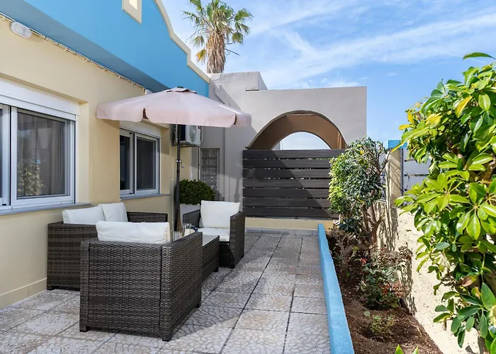 Daire Sun & Waves Beachfront *