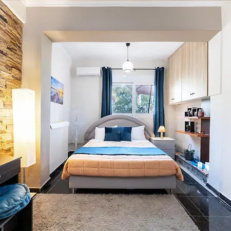 Sun & Waves Beachfront *