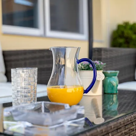 Sun & Waves Beachfront *