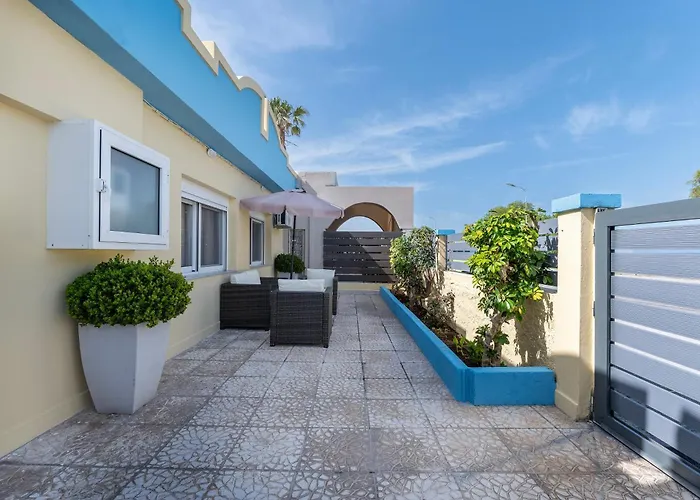 Lejlighed Sun & Waves Beachfront *